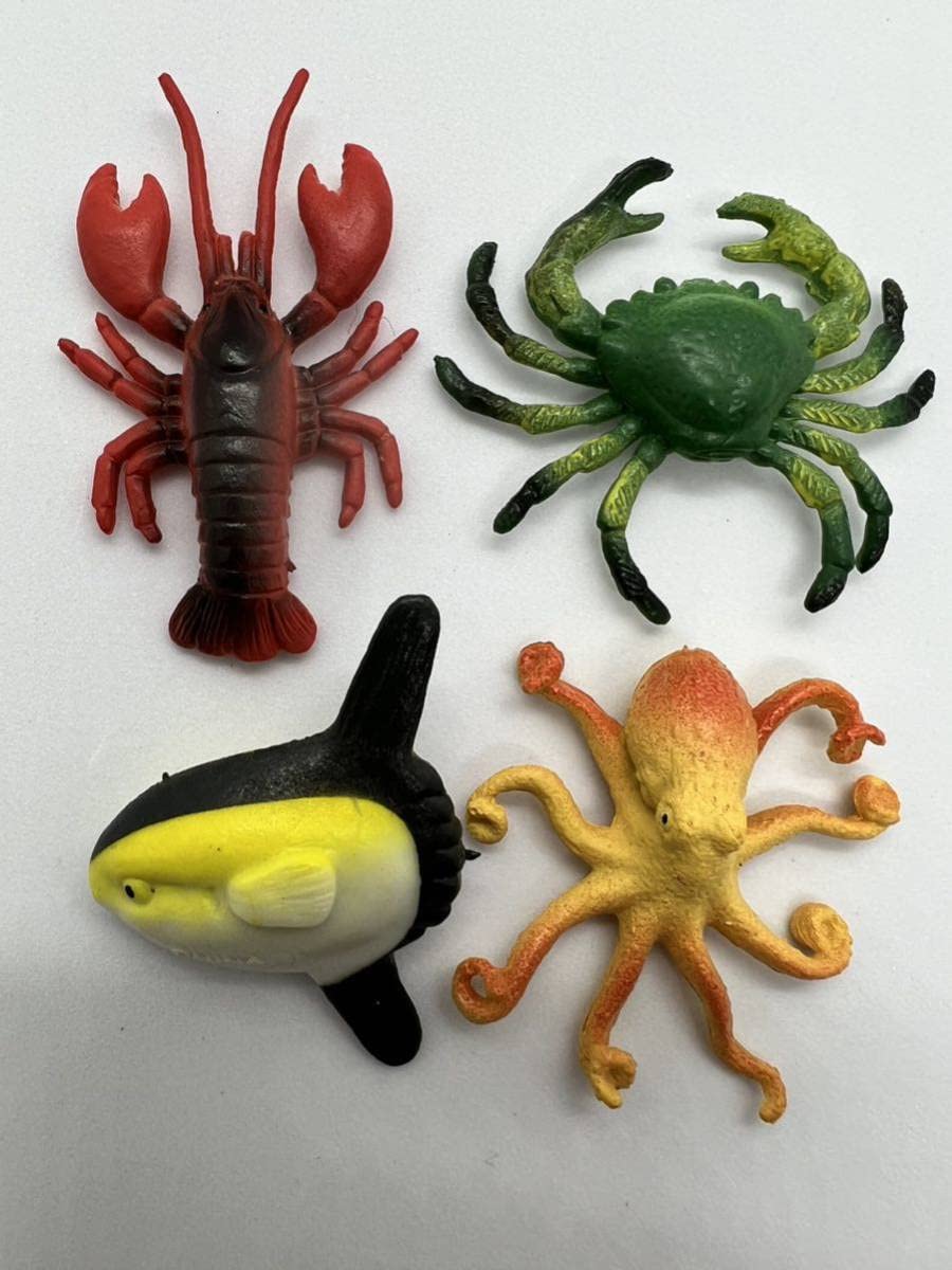 Amazon.co.jp: 恐竜海の生き物 ミニフィギュア9体セットエビ